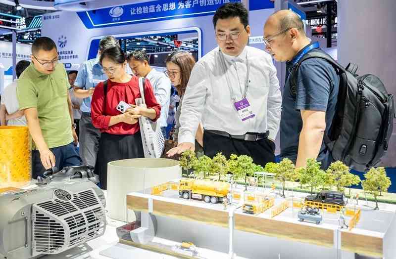  技术深挖：从“黑灯实验室”到“深水云脑”——深圳环水集团如何用AI重塑水务全链条 IT技术 技术深挖：从“黑灯实验室”到“深水云脑”——深圳环水集团如何用AI重塑水务全链条 IT技术 技术深挖：从“黑灯实验室”到“深水云脑”——深圳环水集团如何用AI重塑水务全链条 IT技术 技术深挖：从“黑灯实验室”到“深水云脑”——深圳环水集团如何用AI重塑水务全链条 IT技术